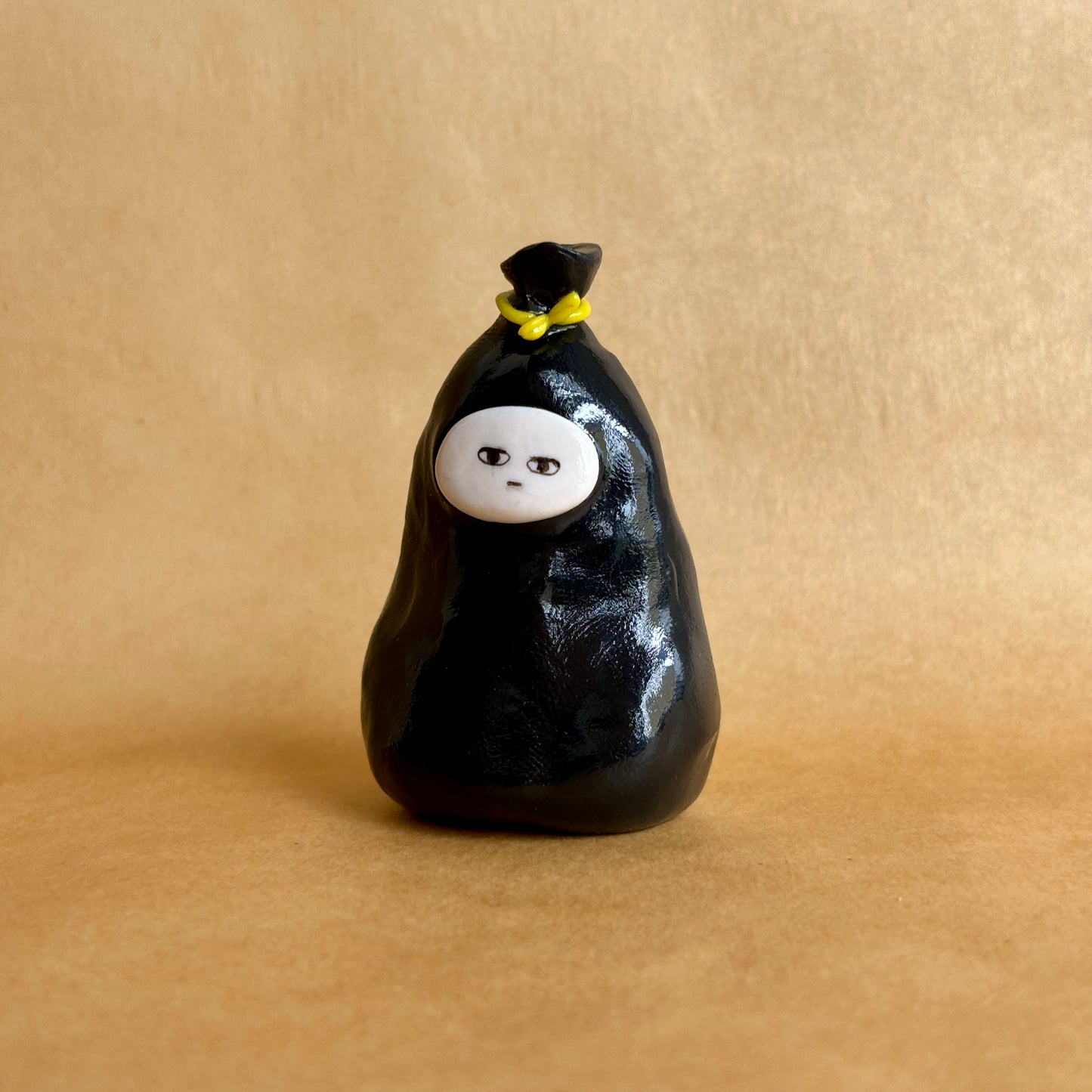 Trashé | Original Character Art Figure | Desk Buddy